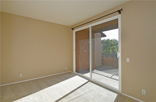 Building Photo - 88 Stepping Stone