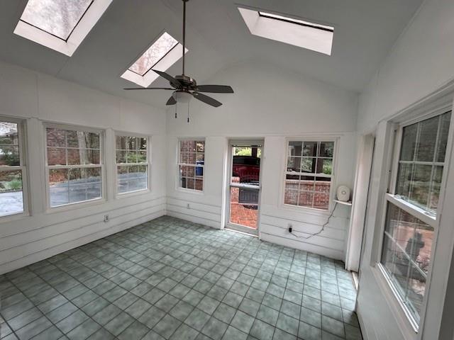 Building Photo - 3324 Henderson Creek Rd