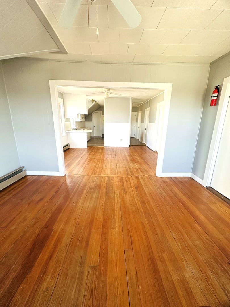 Building Photo - 2 Bernon St