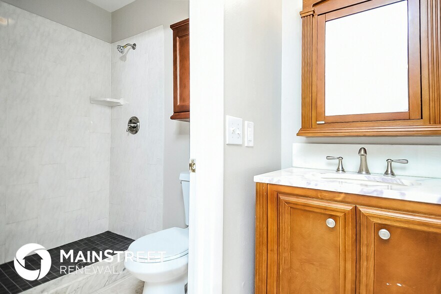 Building Photo - 4633 Cabbage Palm Dr