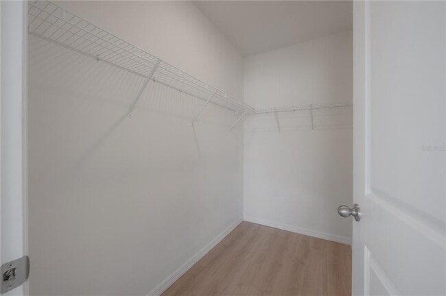 Building Photo - 17042 Oval Rum Dr