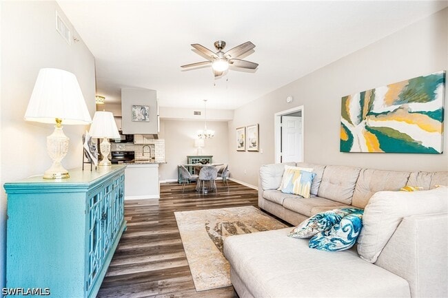 Building Photo - 6361 Aragon Way