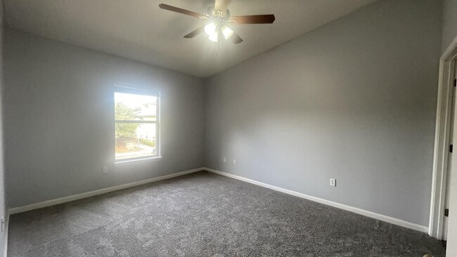 Building Photo - 3670 Kirkpatrick Cir