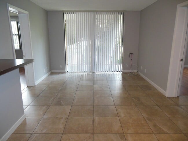 Building Photo - TWO BEDROOM TWO BATHROOM!! WATERFRONT COMMUNITY!!