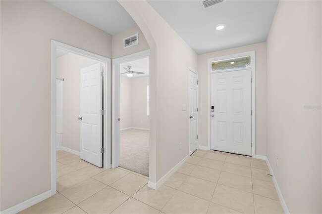 Building Photo - 616 Posadas Cir