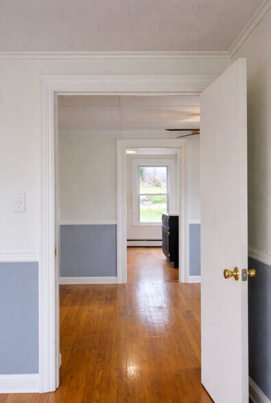 Building Photo - 651 Quinnipiac Ave