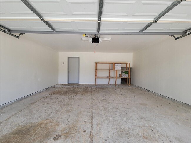 Building Photo - 19022 Yellow Thrush Dr