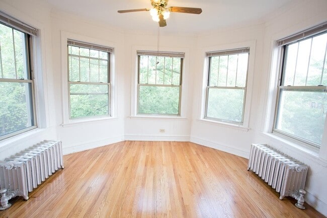 Floorplan - 5034-5046 S. Woodlawn Avenue