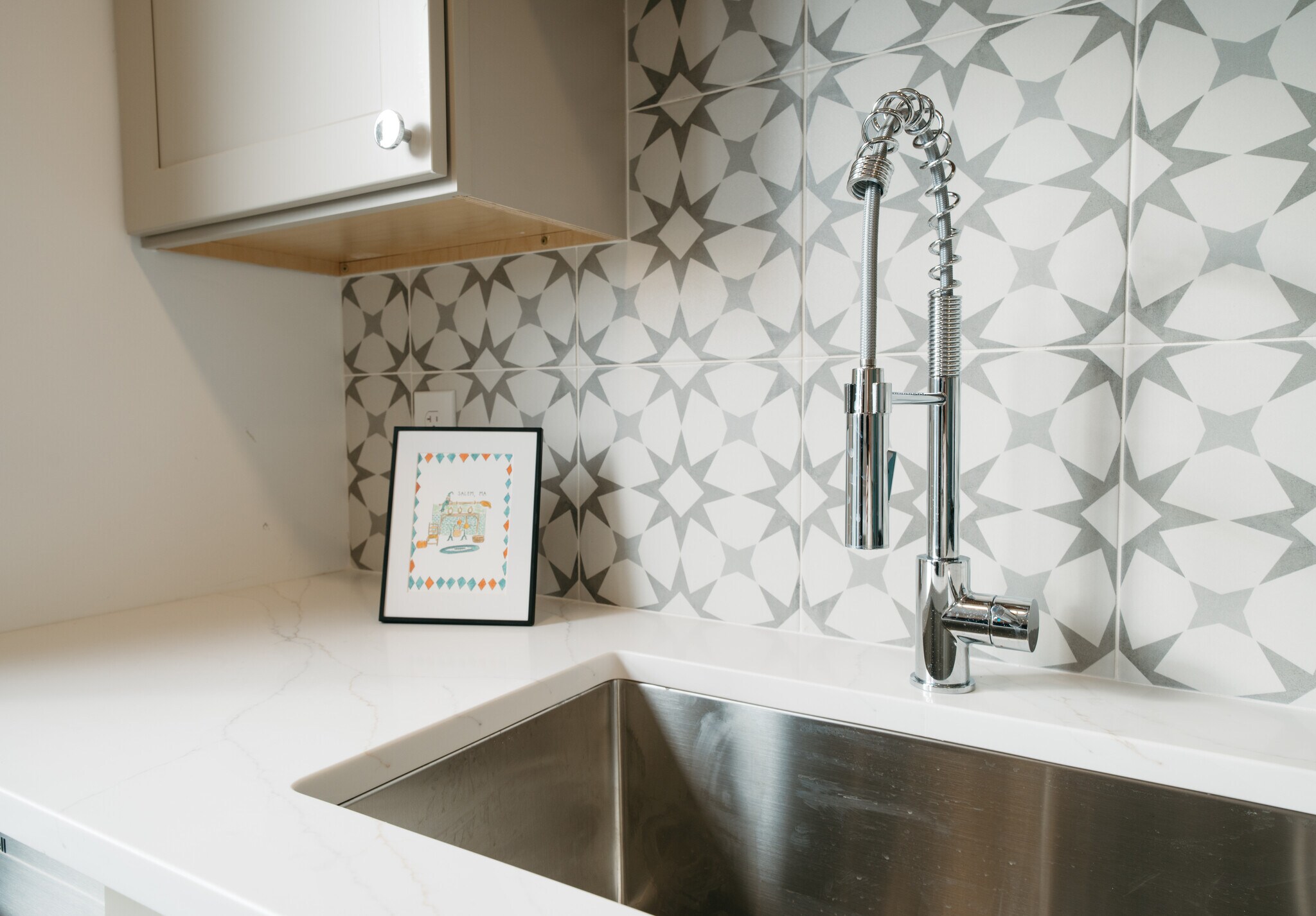 Building Photo - 69 Endicott St