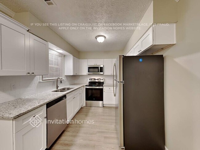 Building Photo - 2106 Hilda Burns Pl