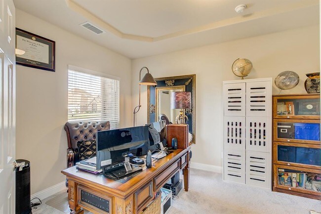 Building Photo - 4805 Comstock Way