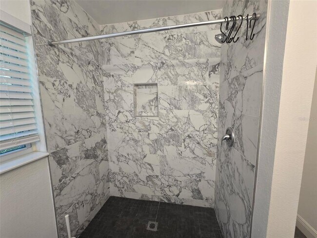 Building Photo - 2909 Hargill Dr