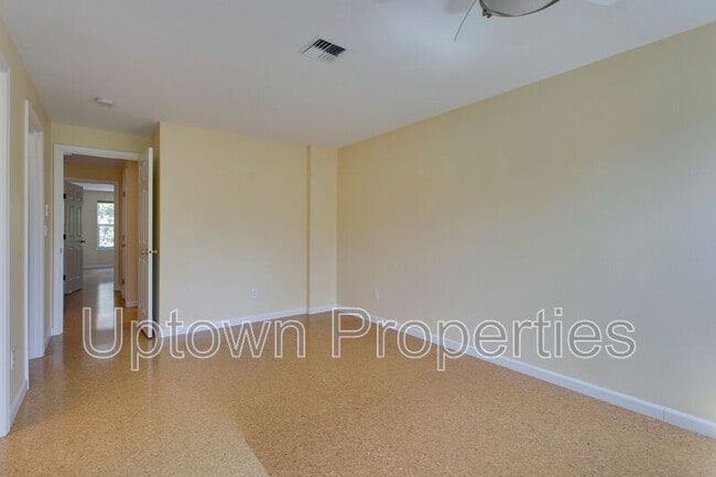 Building Photo - 3706 SW Troy St