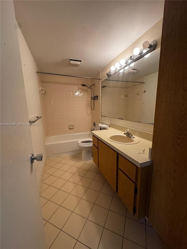 Building Photo - 516 Green Springs Pl