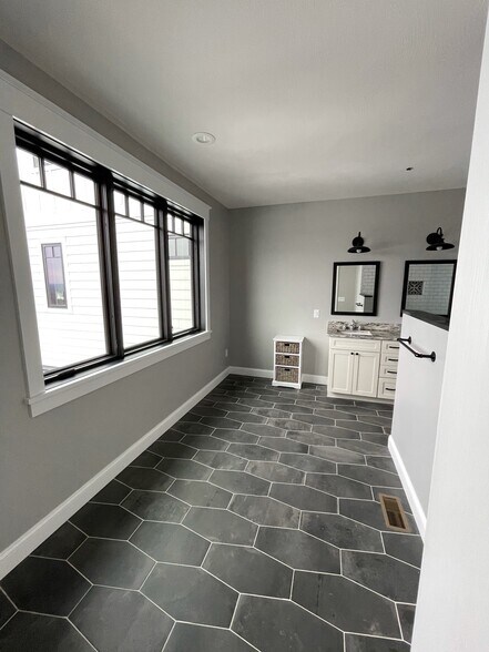 Master Bath entry - 30 Quimby Mountain Rd