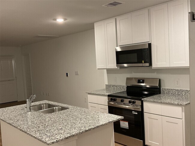 Building Photo - 6235 Scarlet Halo Ln