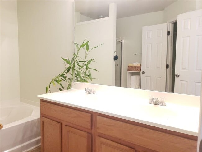 Building Photo - 6148 Indian Wood Cir