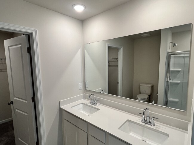 Building Photo - 1747 Mallard Dr