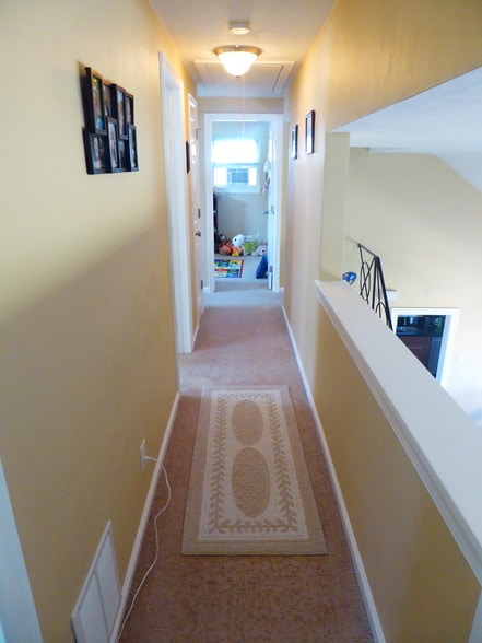 Upstairs Hallway - 461 Pepper Mill Ln