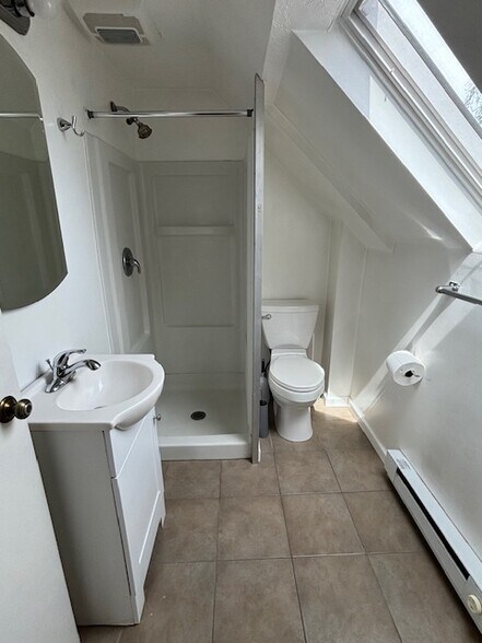 Bathroom - 7 Old Orchard Ln