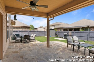 Building Photo - 11323 Begonia rock