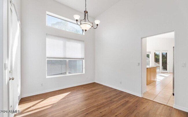 Building Photo - 1617 E Tierra Buena Ln