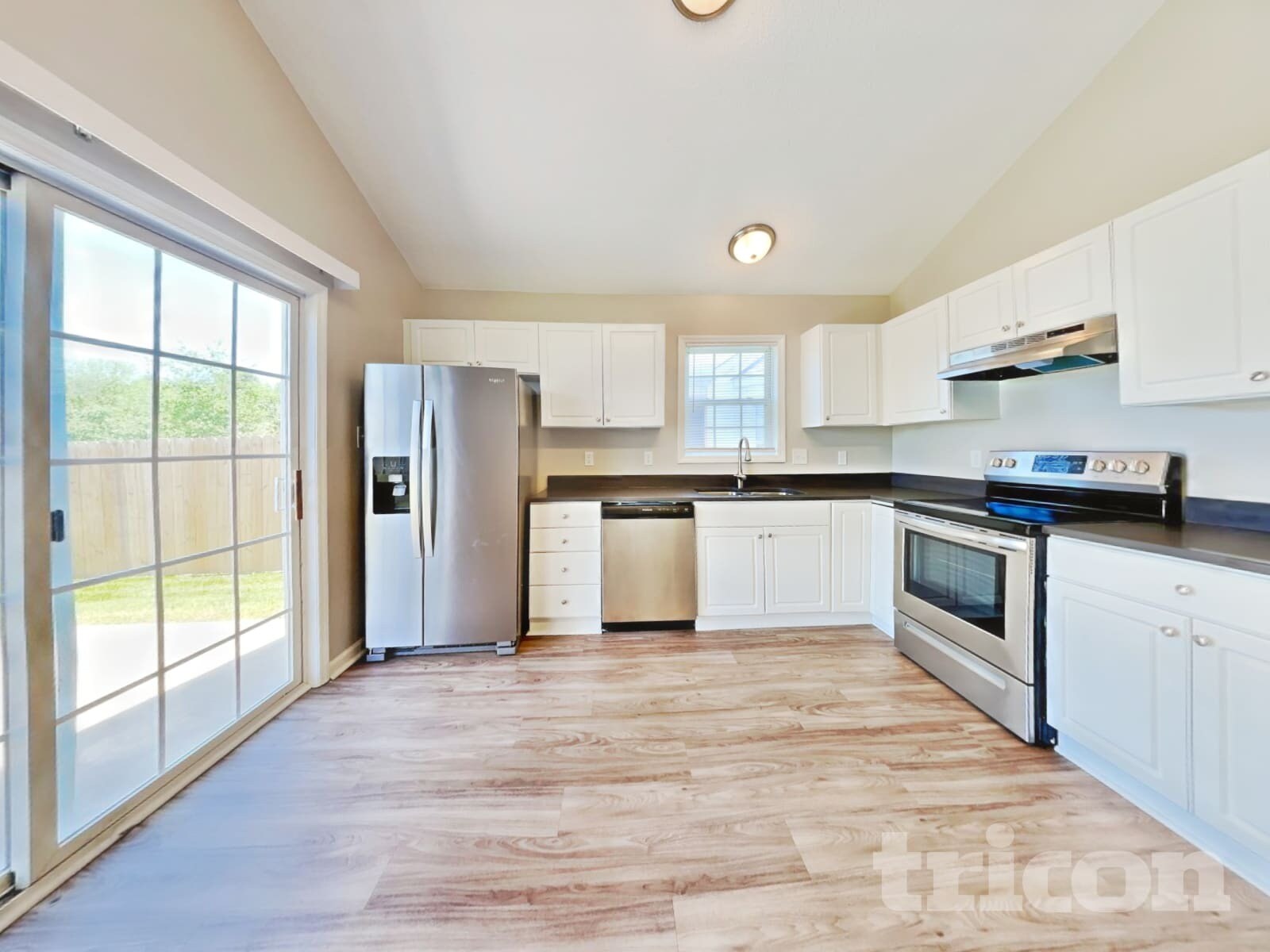 Building Photo - 5169 Parkerwood Dr