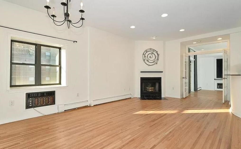 Building Photo - 80 Bloomfield St