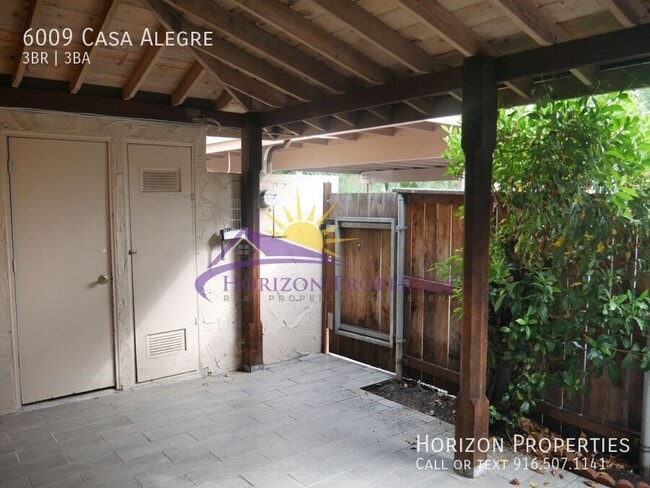Building Photo - 6009 Casa Alegre