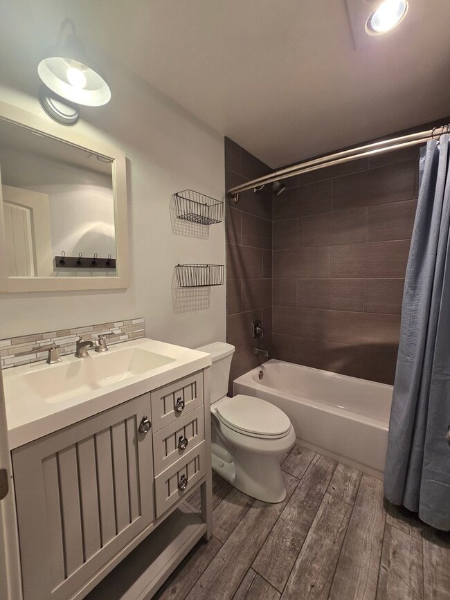 Building Photo - 4 bed 2 bath home in Josephine Crossing