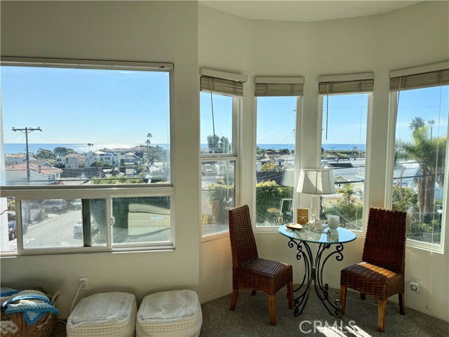 Building Photo - 25101 La Cresta Dr