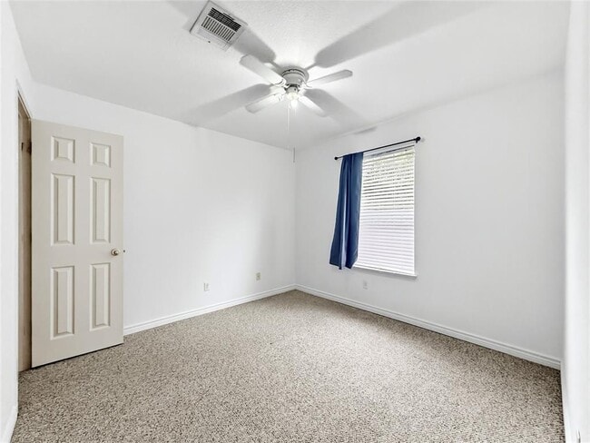 Building Photo - 9215 Rowlands Sayle Rd
