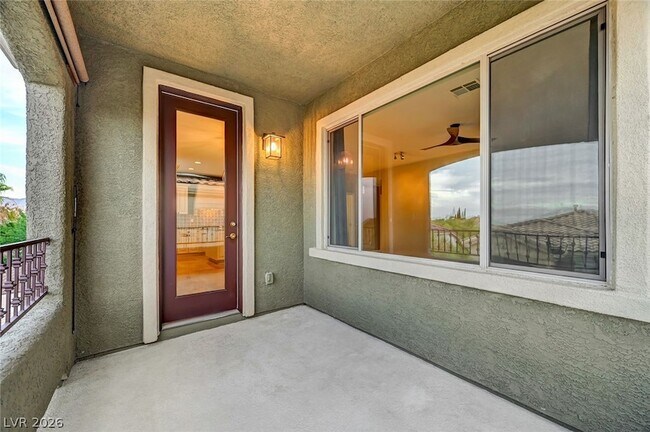 Building Photo - 11821 Luna Del Mar Ln