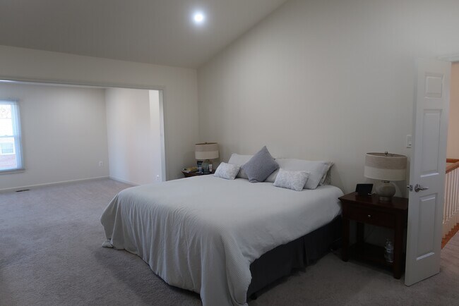 Building Photo - 4501 Deane Ct