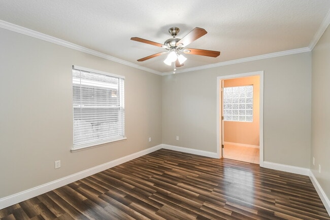 Building Photo - 108 E Manson Rd