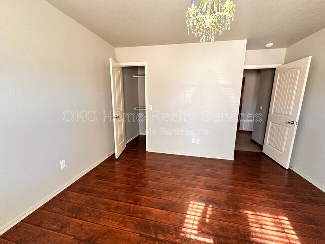 Building Photo - 13201 SW 2nd Terrace