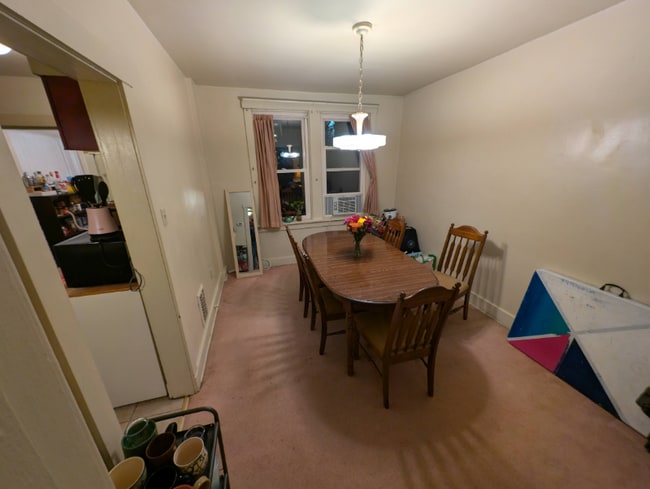 Building Photo - 3617 Boulevard of the Allies