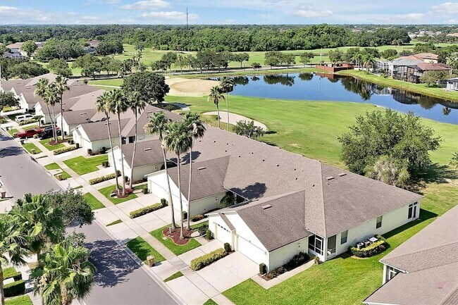 Building Photo - 168 Club Villas Ln