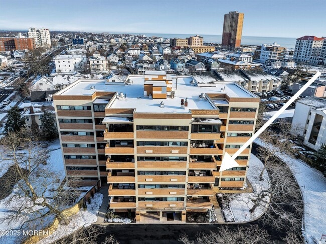 Building Photo - 321 Sunset Ave