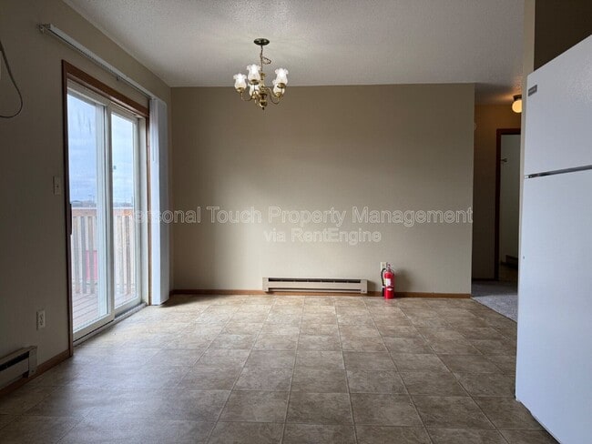 Building Photo - 1005 19th St SW