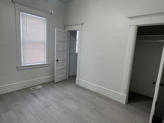 Building Photo - 330-332 Stewart Street