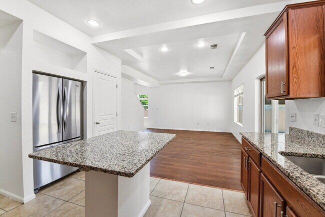 Building Photo - $2,940.95 - 4 Bed, 3 Bath Home in Denver with Central A/C and Fenced in Yard!