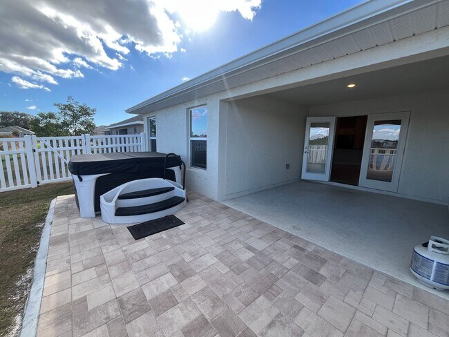 Building Photo - 2567 Averland Lp