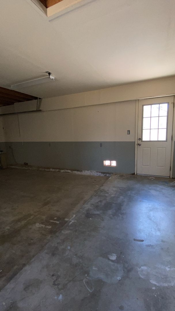 Building Photo - Quartz Hill Single Story Home (TENANT OCCUPIED - DO NOT DISTURB OCCUPANTS)