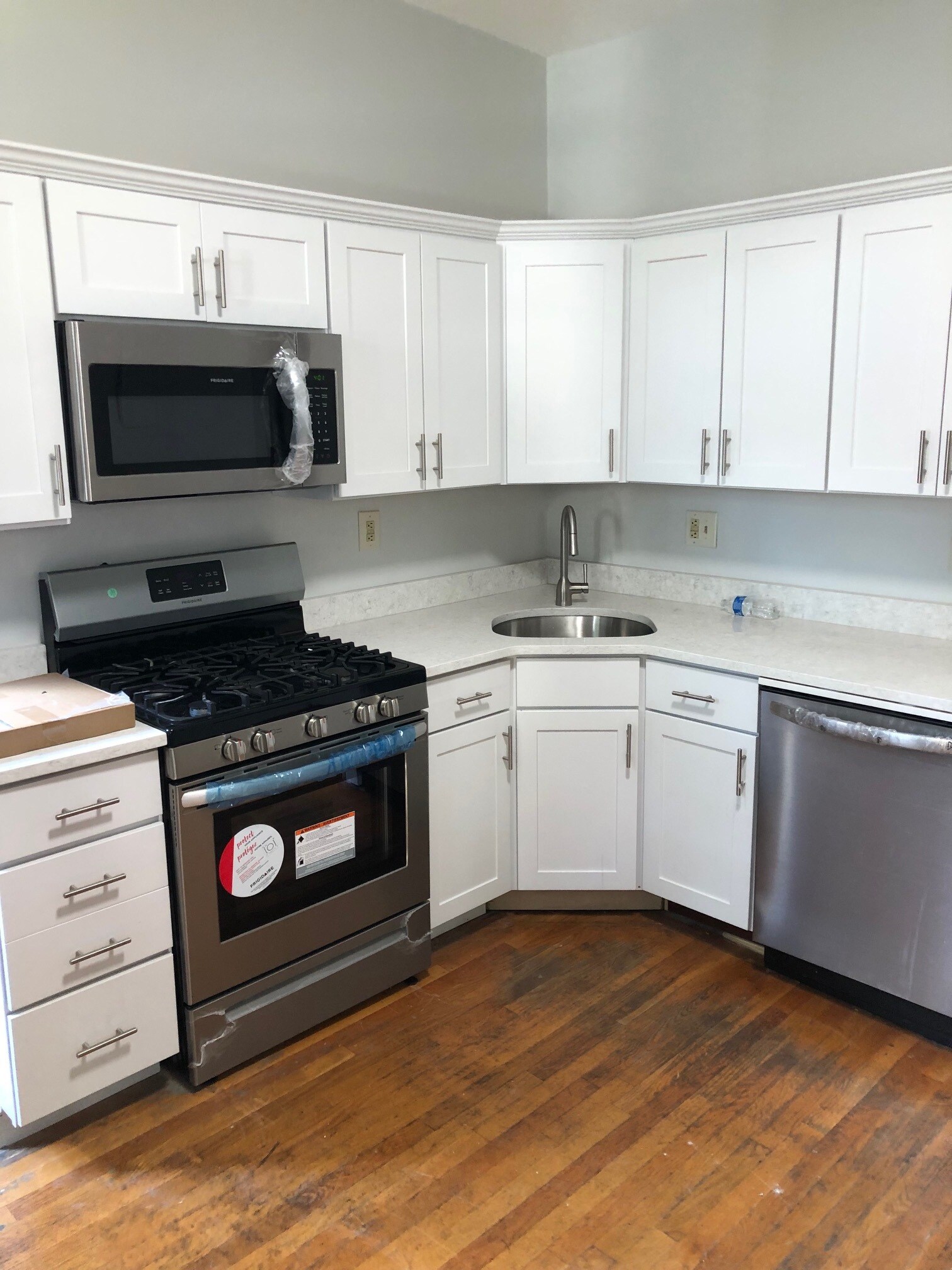 Building Photo - 336 Centre St