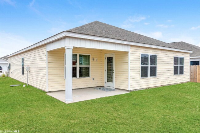 Building Photo - 7944 Pickwick Dr.
