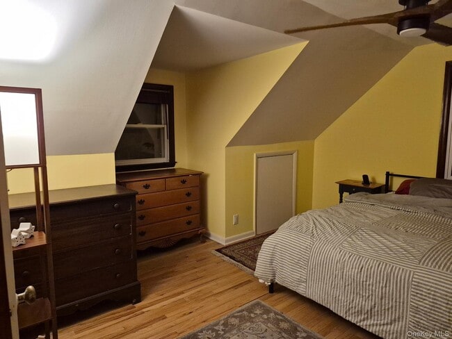 Building Photo - 57 Swannekin Rd