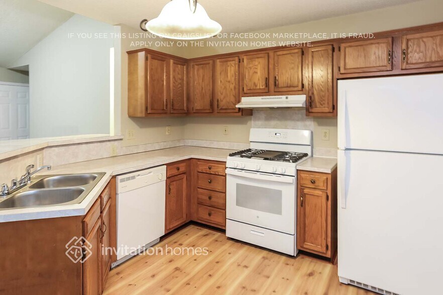 Building Photo - 88 Paddington Dr SW