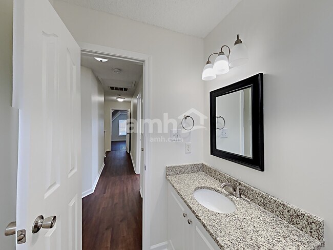 Building Photo - 3927 Bayse Ct