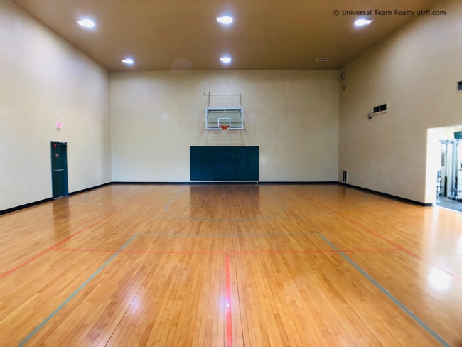 Building Photo - 11521 Villa Grand